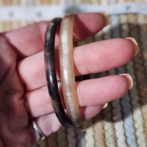 Unique Vintage Jewelry - Vintage Buffalo Horn Bangles